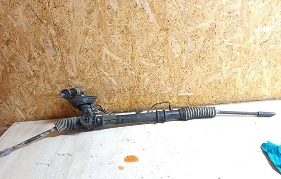 Renault Megane I Steering rack 6820000021