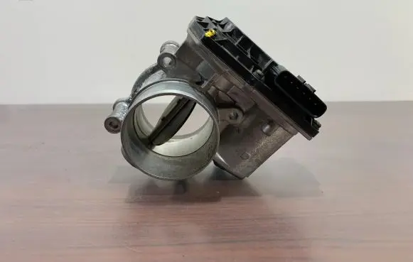 Honda Civic IX Throttle valve 17900RZ0G0 6S250131 165005S0504947