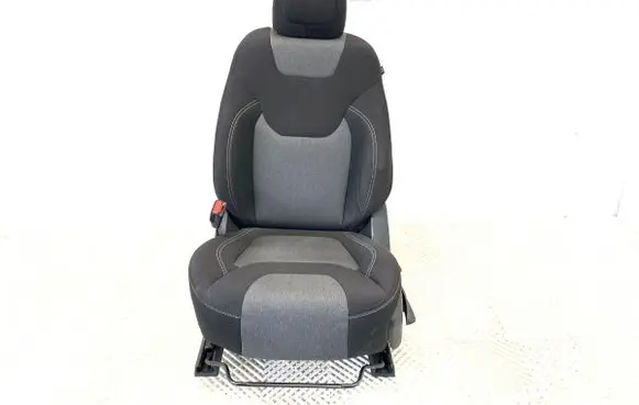 Jeep Cherokee Front driver seat 