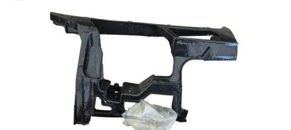 Volkswagen Golf VI Front bumper mounting bracket 5K0807724B