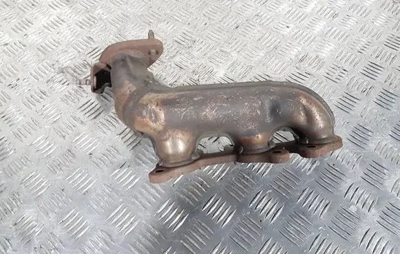 Toyota Highlander XU20 Exhaust manifold