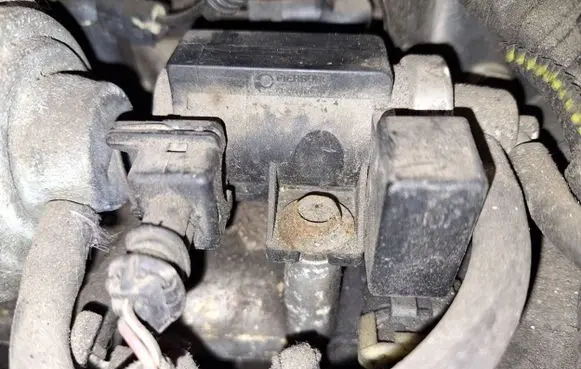 Opel Astra G Turbo solenoid valve 72190338 097218