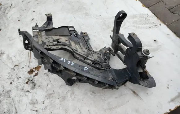Audi A4 S4 B8 8K Headlight/headlamp mounting bracket 8K0805608C