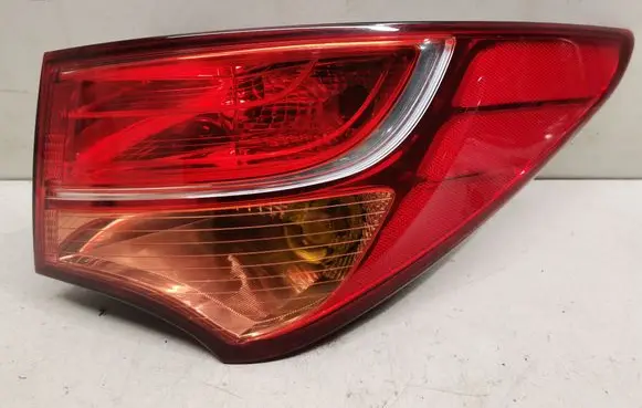 Hyundai Santa Fe Rear/tail lights 924022W030