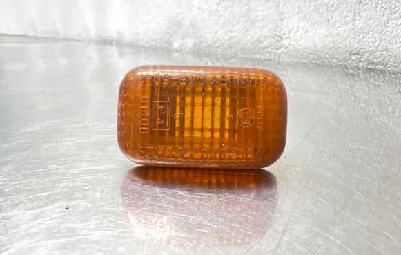 Opel Frontera B Front fender indicator light 0465041