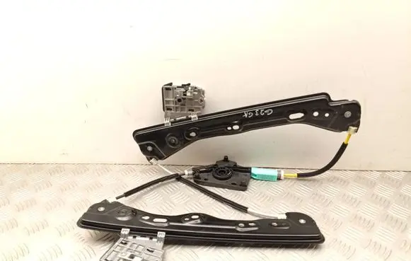 Tesla Model Y Rear window lifting mechanism without motor G07483101