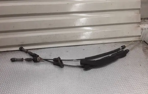 Audi A2 Gear shift cable linkage 