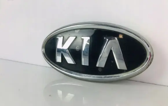 KIA Rio Manufacturer badge logo/emblem SYH301130