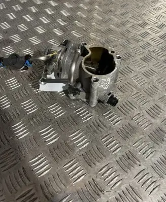 Volvo XC90 Fuel injection high pressure pump 31437903 31480558