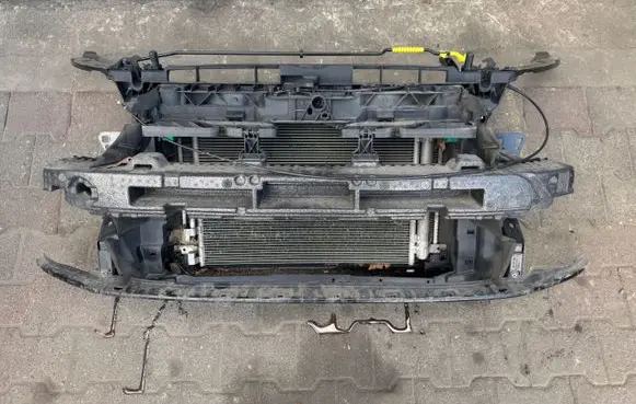 Volkswagen Golf VIII Front piece kit 