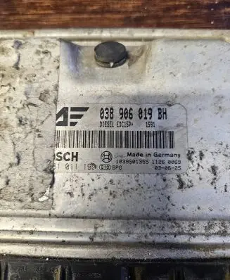 Volkswagen Sharan Engine control unit/module 038906019BH 1039S01355 0281011199