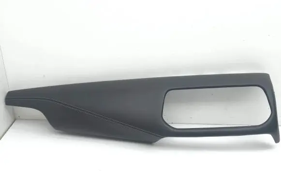 Nissan Qashqai J12 Panel trim 682116UA0A