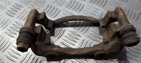 Volkswagen PASSAT B3 Front brake caliper