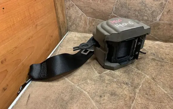 BMW 3 G20 G21 Rear seatbelt 