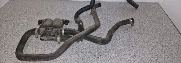BMW 5 E39 Coolant heater control valve 8374995