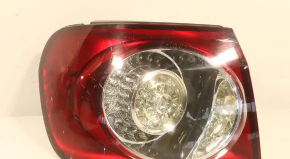 Volkswagen Golf Plus Rear/tail lights 5M0945095N