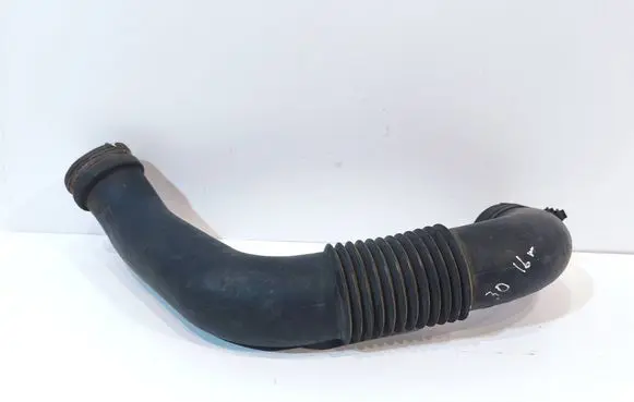 Iveco Daily 6th gen Air intake hose/pipe 5801317099