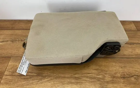 Ford Escape IV Rear seat armrest PODLOKIETNIKTYLES