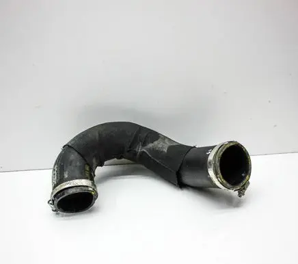 Intercooler hose/pipe