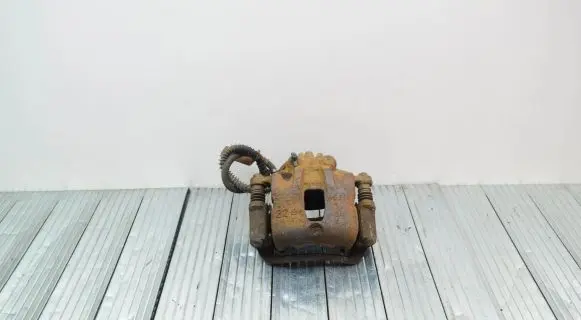 Hyundai i20 (PB PBT) Front brake caliper