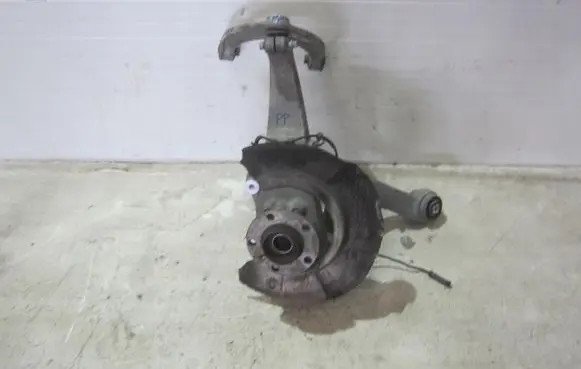 BMW 5 F10 F11 Front wheel hub spindle knuckle 31216777752BMW