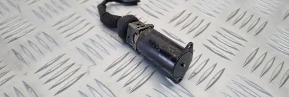 Audi A6 S6 C5 4B Sensor 21600005 0271300702