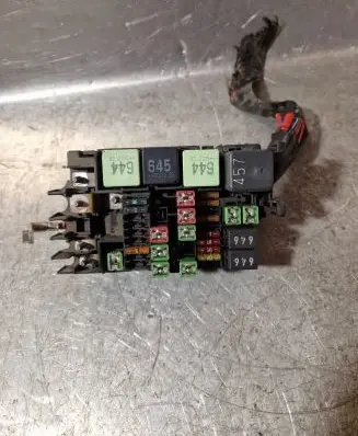 Volkswagen Jetta VI Fuse module 5C0937819K 2572012