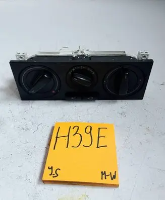 Volkswagen Golf IV Central console control unit 56565