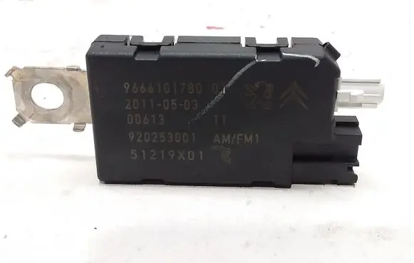 Peugeot 508 Aerial antenna amplifier 9666101780