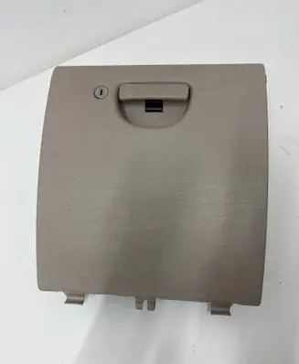 Chrysler PT Cruiser Glove box SD02TRMAA 36501 CAV2SAE
