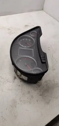 Audi A4 S4 B7 8E 8H Speedometer (instrument cluster) 8E0920900R