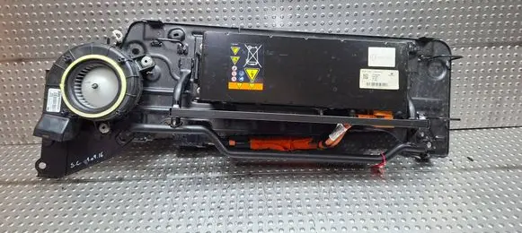 Renault Megane IV Hybrid / electric car battery S25071986 295105892R BT7AR11000