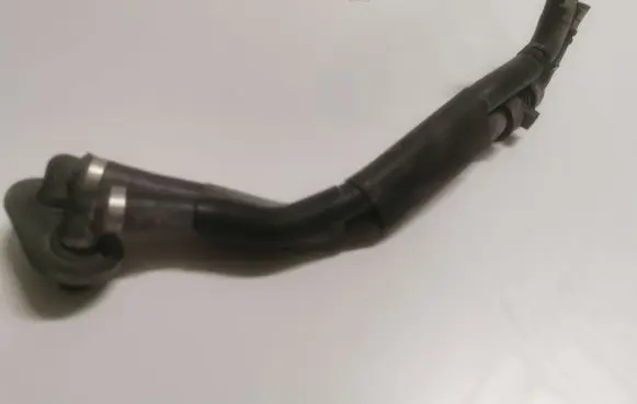 Audi Q7 4M Engine coolant pipe/hose 4M0819350F