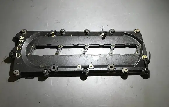Audi A8 S8 D3 4E Rocker cam cover 057103484 PA66GF40