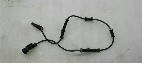 Chrysler 300C ABS brake wheel speed sensor 04779639AB