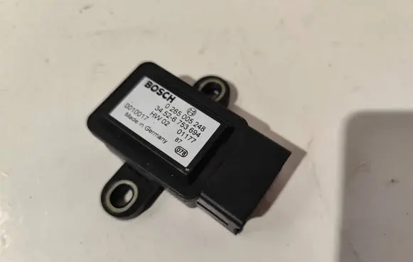 BMW X5 E53 ESP acceleration yaw rate sensor 0265005248 34526753694 0010017