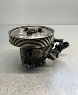 Audi A6 S6 C5 4B Power steering pump ---