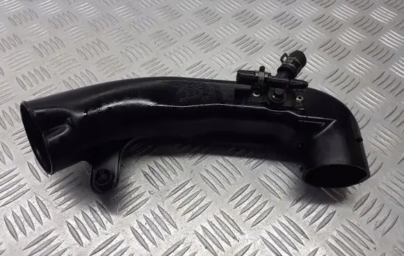 Suzuki Liana Air intake duct part