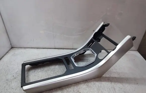 Land Rover Range Rover Evoque L538 Gear shifter surround trim plastic BJ32045A66AAW