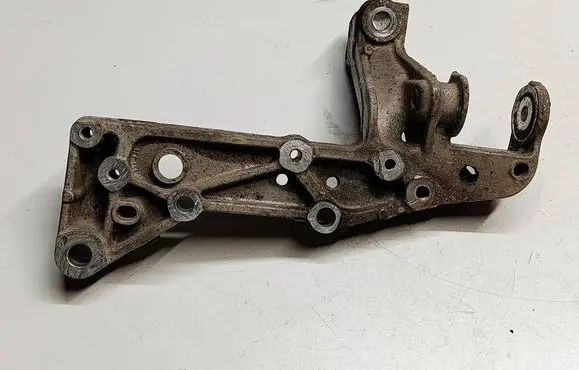 Volkswagen Scirocco Lower shock absorber bracket 1K0199296T1 1K0199296