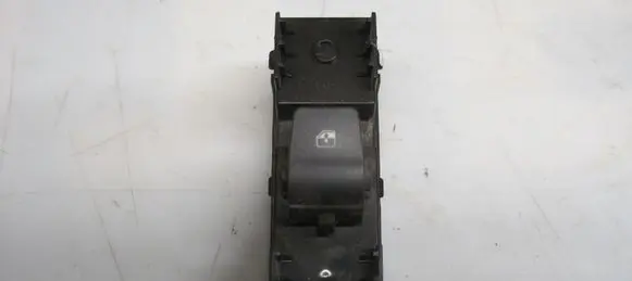 Hyundai i30 Electric window control switch 93581G3010