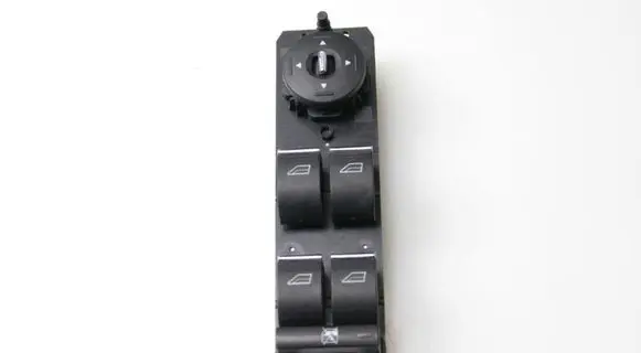 Ford Focus Electric window control switch AM5T14A132CA