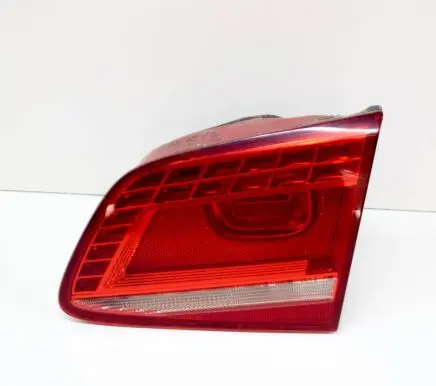 Volkswagen PASSAT B7 Tailgate rear/tail lights 3AE945308C