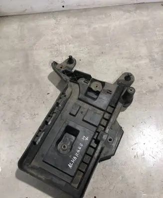 Volkswagen Sharan Battery tray 7N0915333