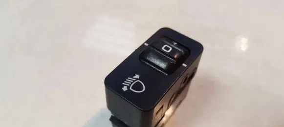 Mazda 323 Headlight level height control switch