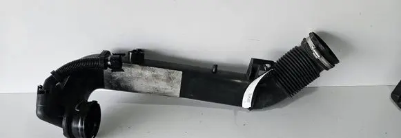 BMW 2 F45 Air intake duct part 8511377 23557610