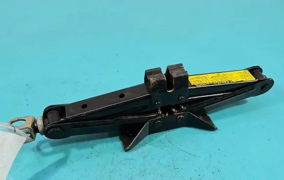 Toyota Yaris Lift Jack 091110D010 IMPRK1565917