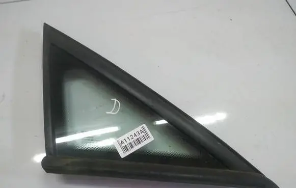 Seat Altea Front triangle window/glass AS2