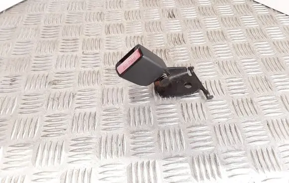 Renault Megane II Rear seatbelt buckle 116465B