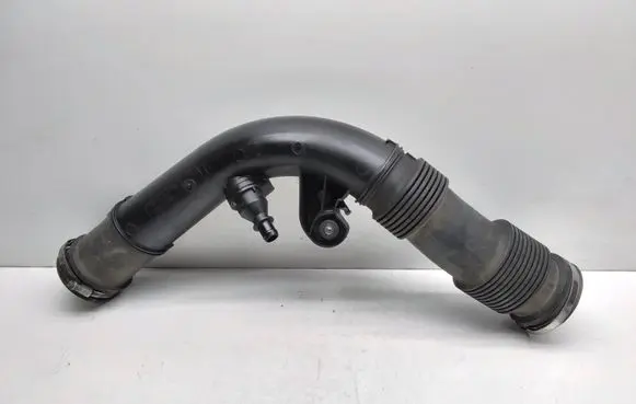 Volvo S90, V90 Turbo air intake inlet pipe/hose 31657341
